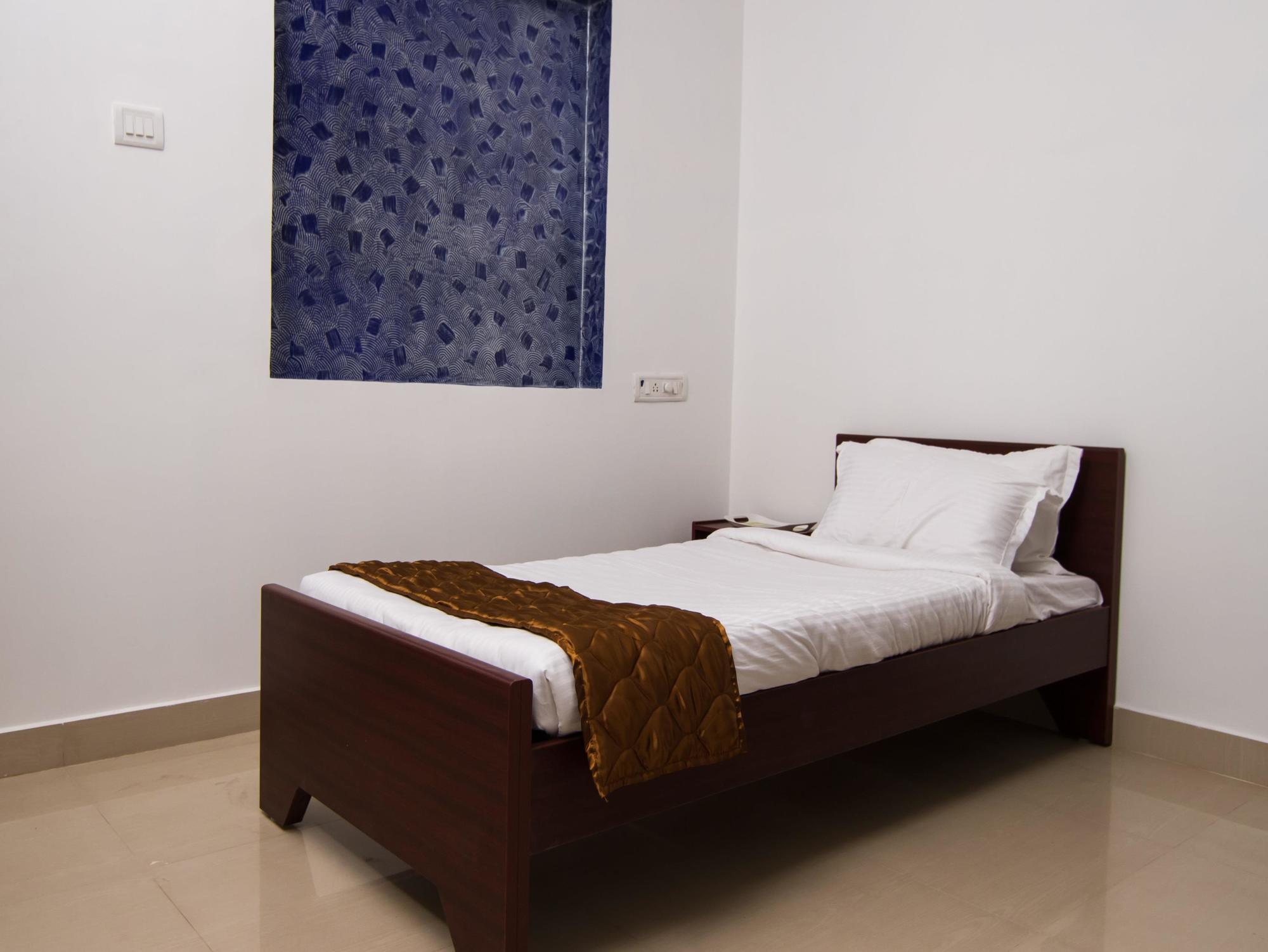 Phoenix Hospitality Services Csennai Kültér fotó