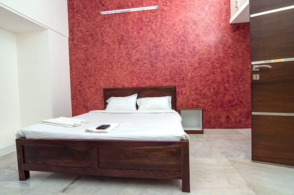 Phoenix Hospitality Services Csennai Kültér fotó
